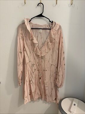 H&M Pale Pink Floral Ruffle Blouse